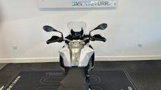 BMW F900 XR